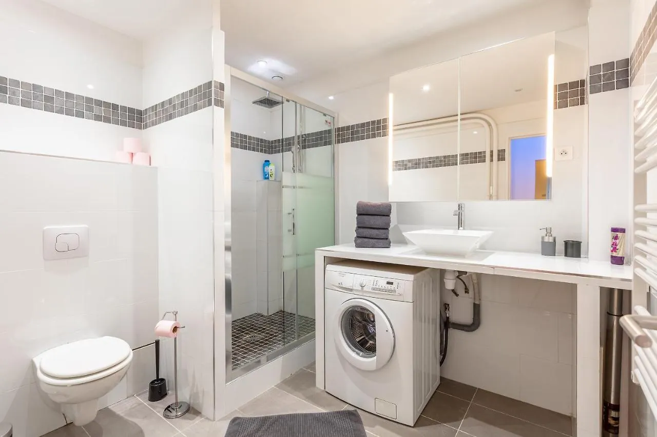 Victor Hugo Flat Daire Paris